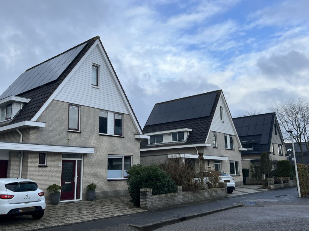 Moderne aluminium schuifpui geïnstalleerd in woning Mozartstraat Barendrecht